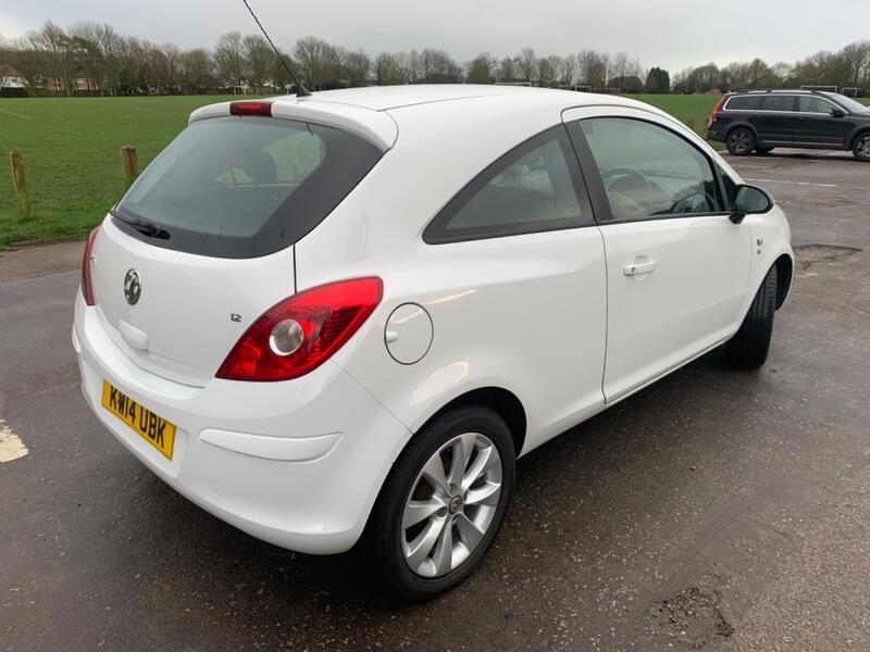 VAUXHALL CORSA