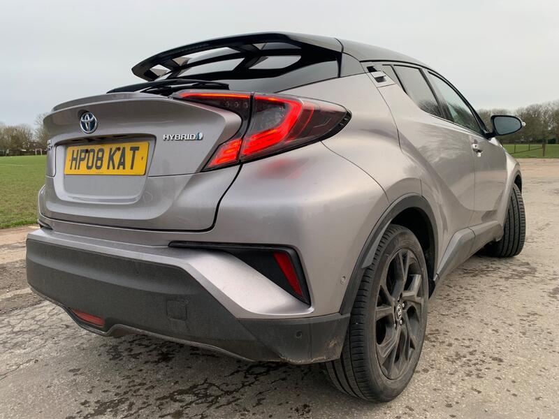 TOYOTA C-HR