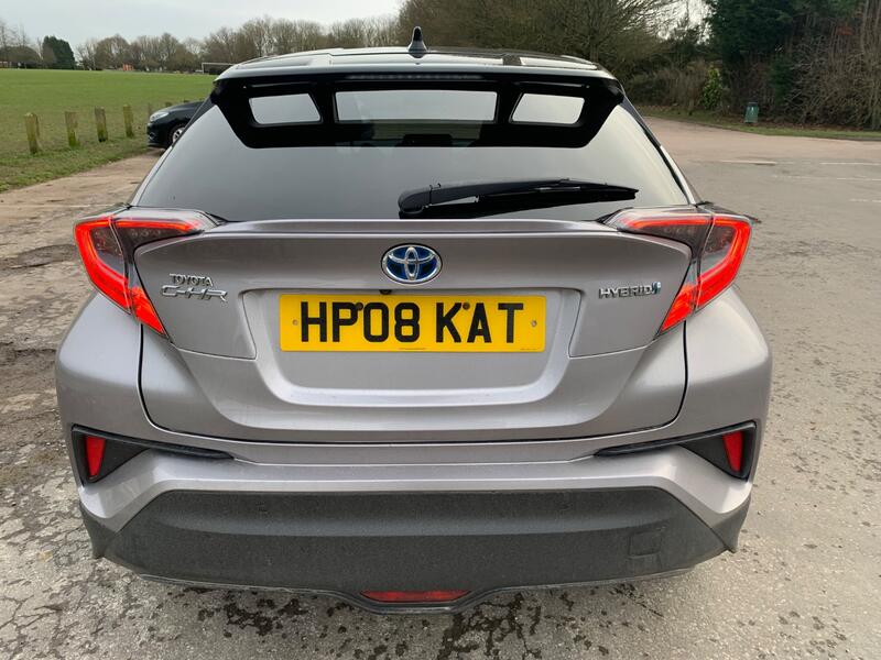 TOYOTA C-HR