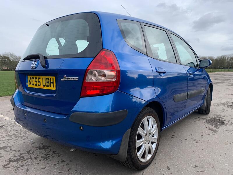 HONDA JAZZ