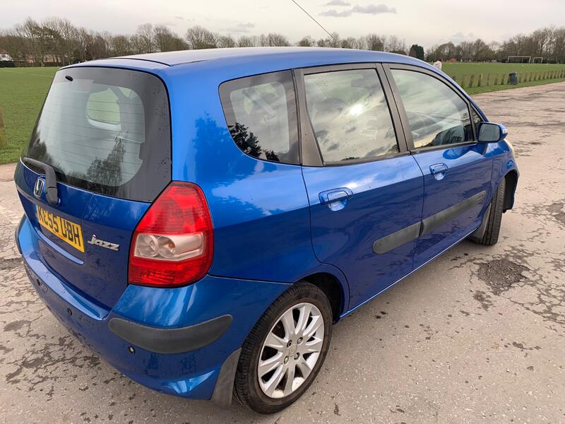 HONDA JAZZ