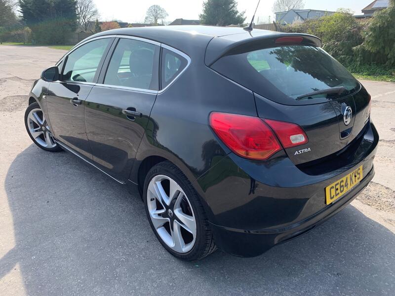 VAUXHALL ASTRA