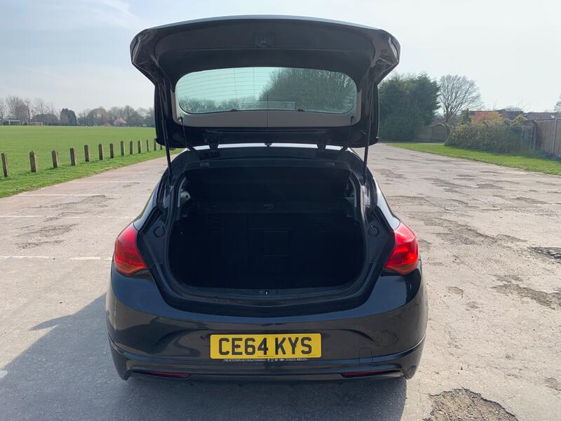 VAUXHALL ASTRA