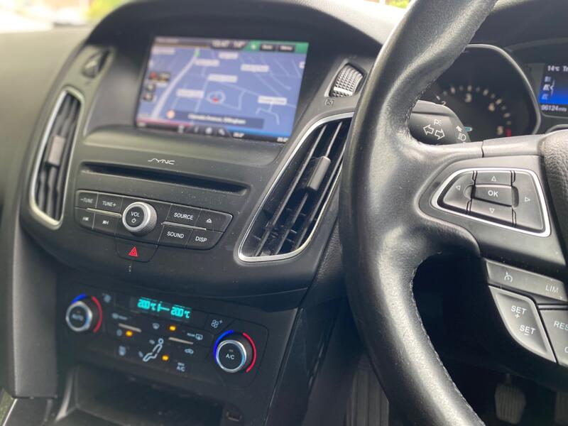 FORD FOCUS