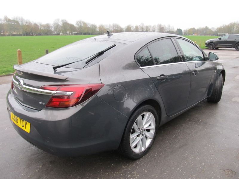 VAUXHALL INSIGNIA