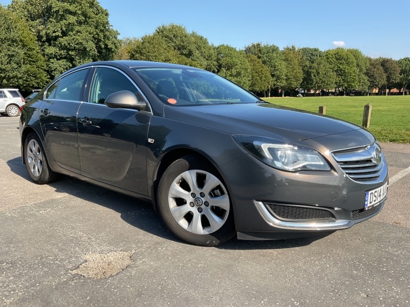 VAUXHALL INSIGNIA