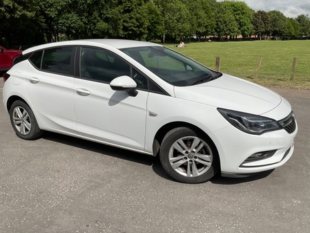 VAUXHALL ASTRA TECH LINE NAV CDTI