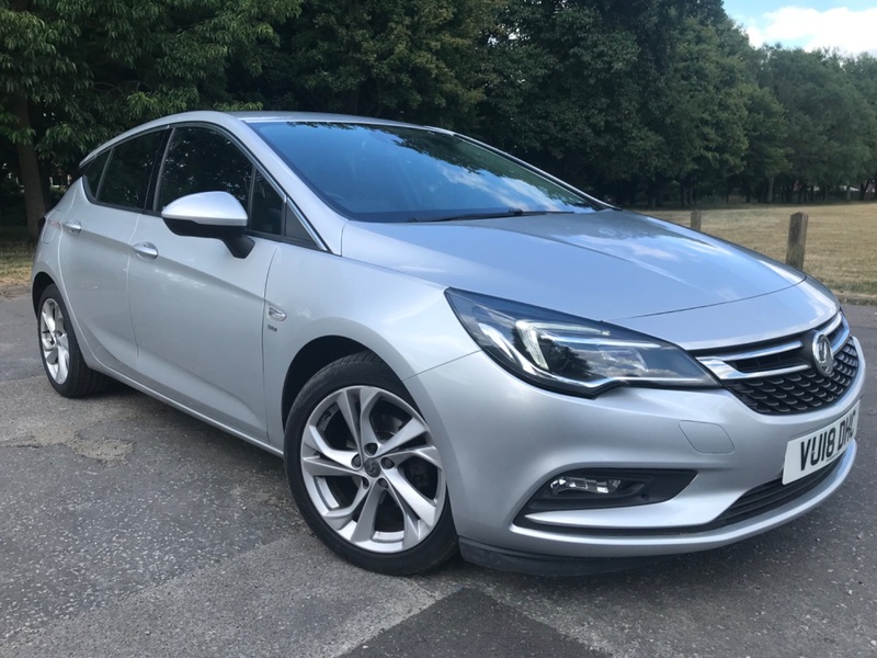 VAUXHALL ASTRA